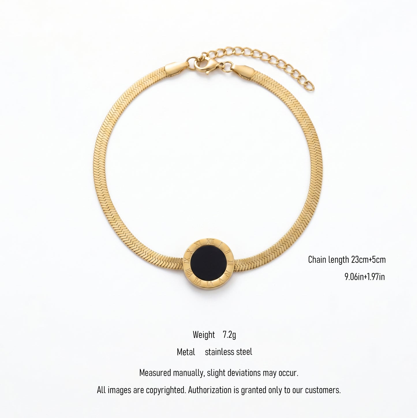 A Minimal Gold Anklet with a Timeless Roman Numeral Design