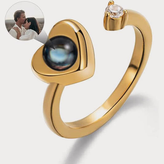 Gold heart ring