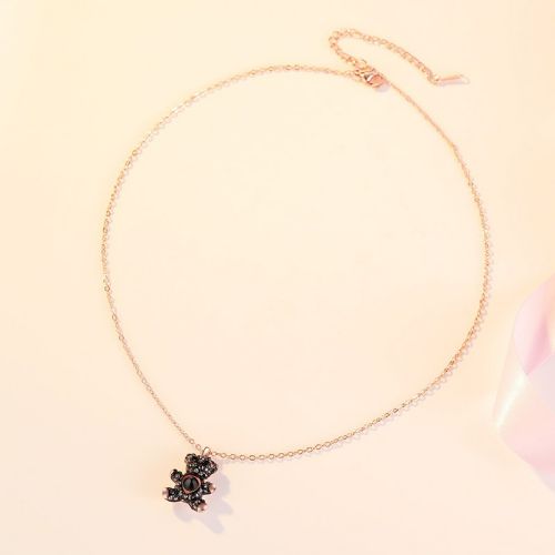 Black bear necklace