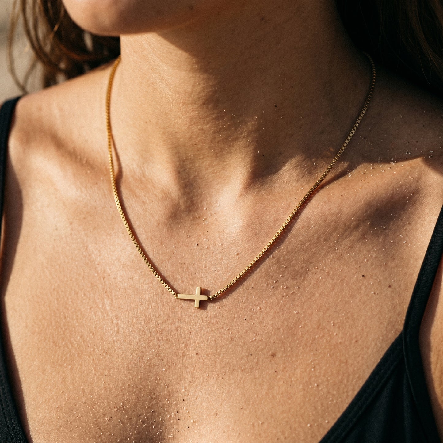Minimalist Horizontal Cross Choker Necklace - Waterproof 18K Gold Plated