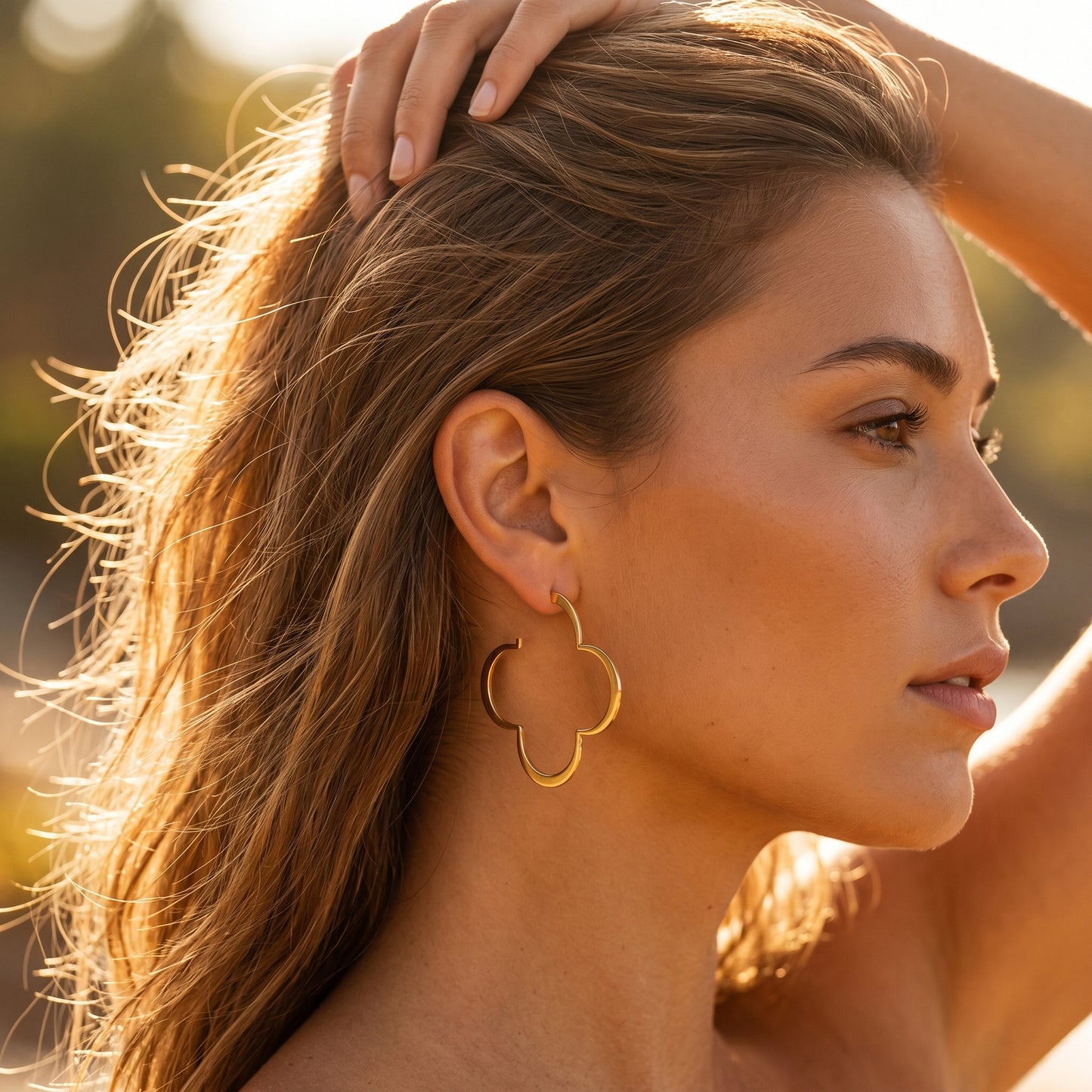 18K Gold Plated Stainless Steel Four Leaf Clover Hoop Earrings - 5.3cm Hypoallergenic Waterproof Tarnish Resistant Clover Shaped Hoop Earrings for Women Daily Wear