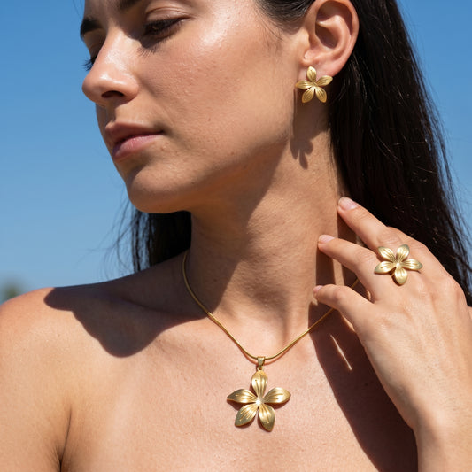 Tropical Bloom Jewelry Set – Gold Flower Necklace Earrings & Ring for Sun-Kissed Elegance