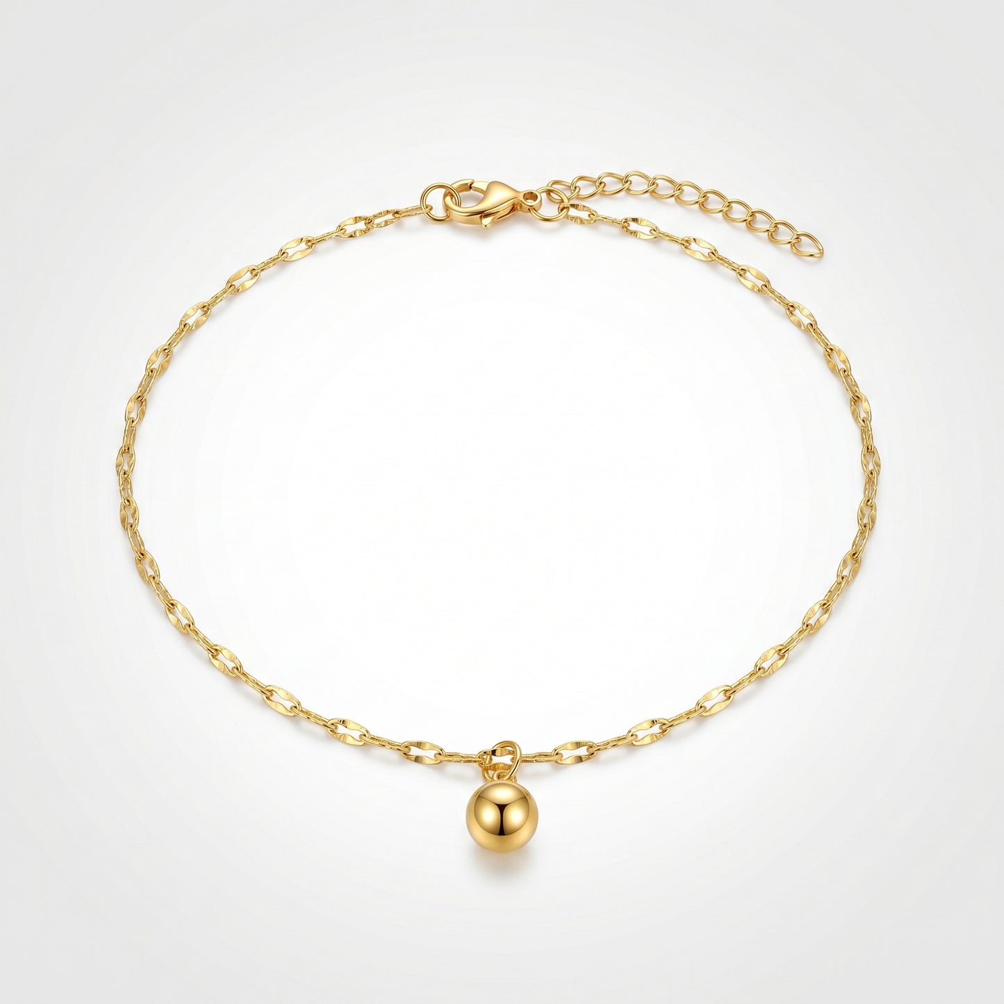 The Anklet That Makes You Look Sun-Kissed and Expensive