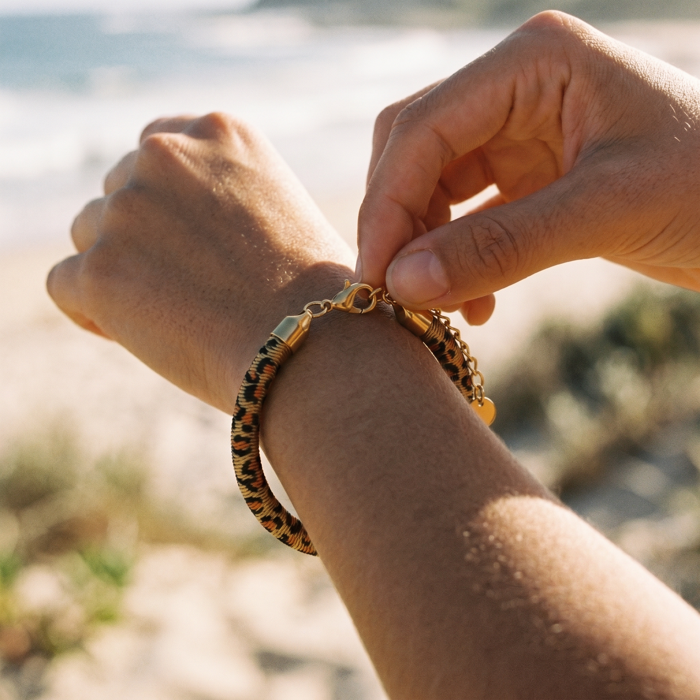 Trendy Leopard Print Stainless Steel Bracelet Gold Tone Snake Chain Waterproof Fashion Jewelry for Women