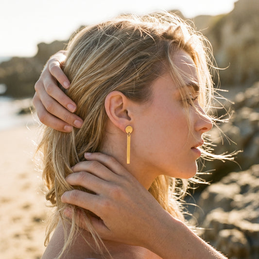 Quiet Luxury Bar Earrings – Minimal Gold Drop Studs with Scandinavian-Inspired Design